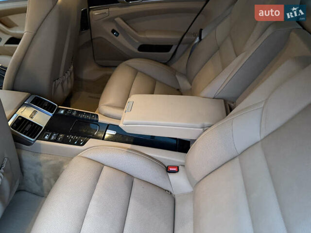 Черный Порше Панамера, объемом двигателя 3.6 л и пробегом 186 тыс. км за 31999 $, фото 57 на Automoto.ua