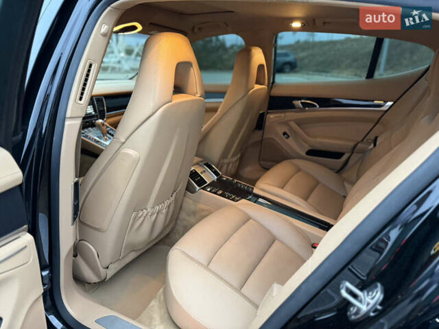 Черный Порше Панамера, объемом двигателя 3.6 л и пробегом 186 тыс. км за 31999 $, фото 58 на Automoto.ua