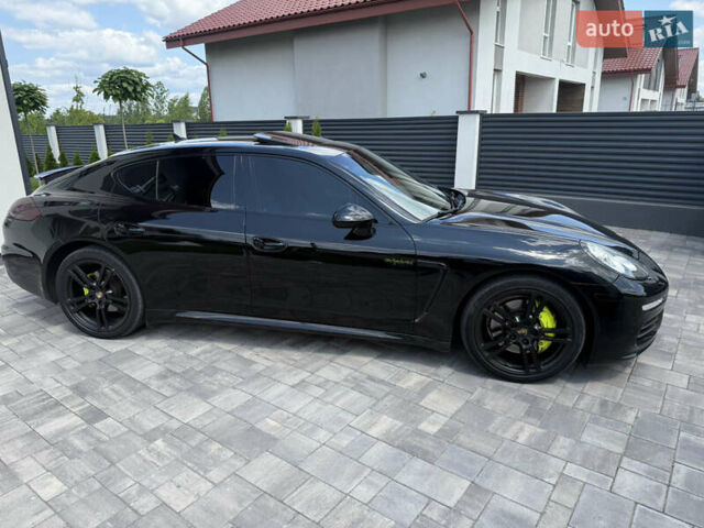 Чорний Порше Panamera, об'ємом двигуна 3 л та пробігом 149 тис. км за 30000 $, фото 2 на Automoto.ua