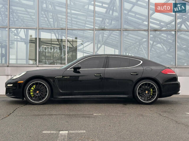 Чорний Порше Panamera, об'ємом двигуна 3 л та пробігом 181 тис. км за 39890 $, фото 11 на Automoto.ua