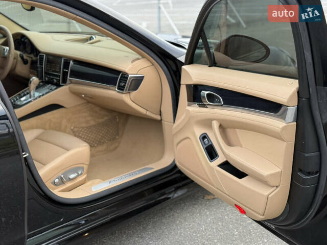 Черный Порше Панамера, объемом двигателя 3.6 л и пробегом 186 тыс. км за 31999 $, фото 18 на Automoto.ua