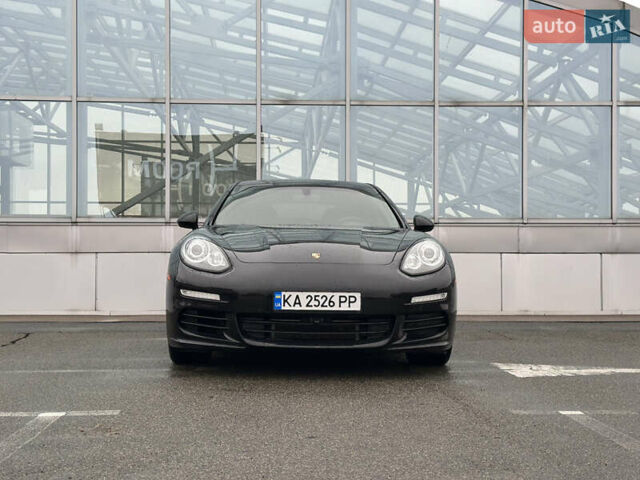 Чорний Порше Panamera, об'ємом двигуна 3 л та пробігом 181 тис. км за 39890 $, фото 1 на Automoto.ua