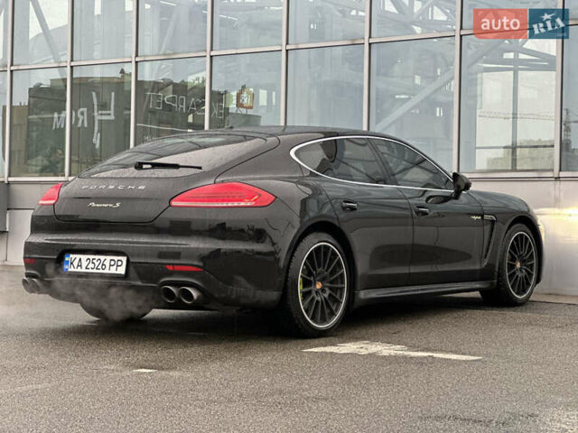 Чорний Порше Panamera, об'ємом двигуна 3 л та пробігом 181 тис. км за 39890 $, фото 17 на Automoto.ua