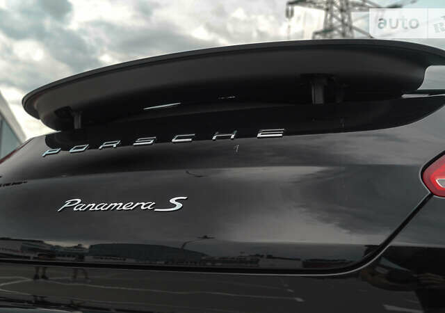 Черный Порше Панамера, объемом двигателя 3 л и пробегом 98 тыс. км за 37500 $, фото 8 на Automoto.ua