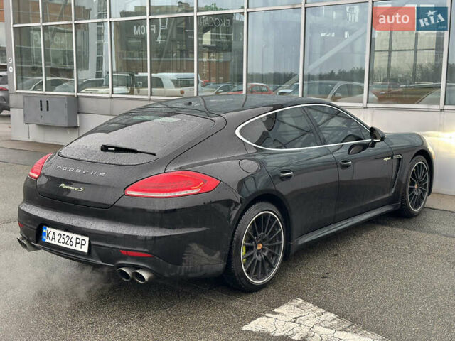 Чорний Порше Panamera, об'ємом двигуна 3 л та пробігом 181 тис. км за 39890 $, фото 71 на Automoto.ua