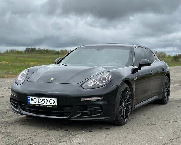 Чорний Порше Panamera, об'ємом двигуна 3 л та пробігом 102 тис. км за 33500 $, фото 3 на Automoto.ua