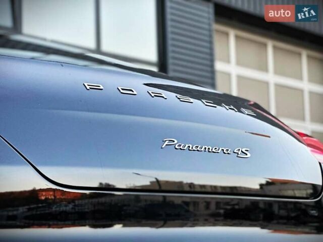 Черный Порше Панамера, объемом двигателя 3 л и пробегом 101 тыс. км за 25000 $, фото 14 на Automoto.ua