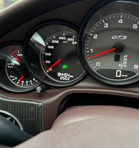 Чорний Порше Panamera, об'ємом двигуна 4.81 л та пробігом 84 тис. км за 42999 $, фото 24 на Automoto.ua