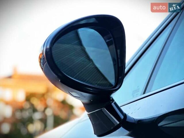 Черный Порше Панамера, объемом двигателя 3 л и пробегом 101 тыс. км за 25000 $, фото 5 на Automoto.ua