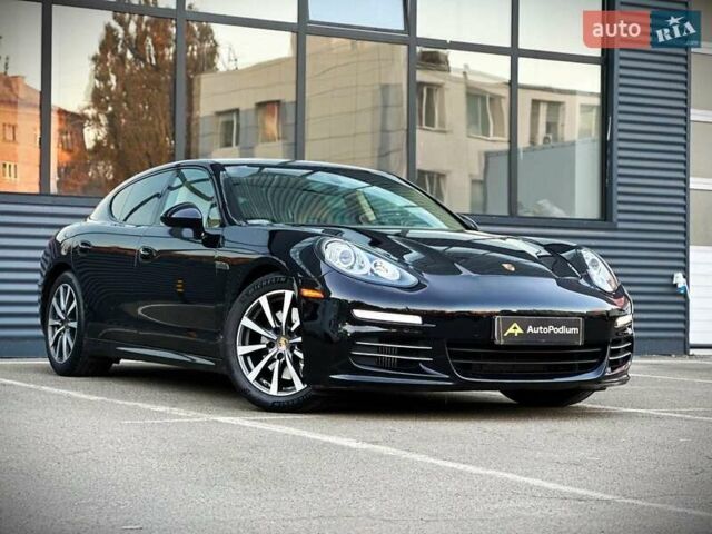 Чорний Порше Panamera, об'ємом двигуна 3 л та пробігом 101 тис. км за 28500 $, фото 8 на Automoto.ua