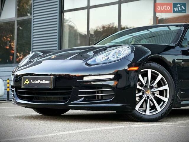 Чорний Порше Panamera, об'ємом двигуна 3 л та пробігом 101 тис. км за 28500 $, фото 7 на Automoto.ua