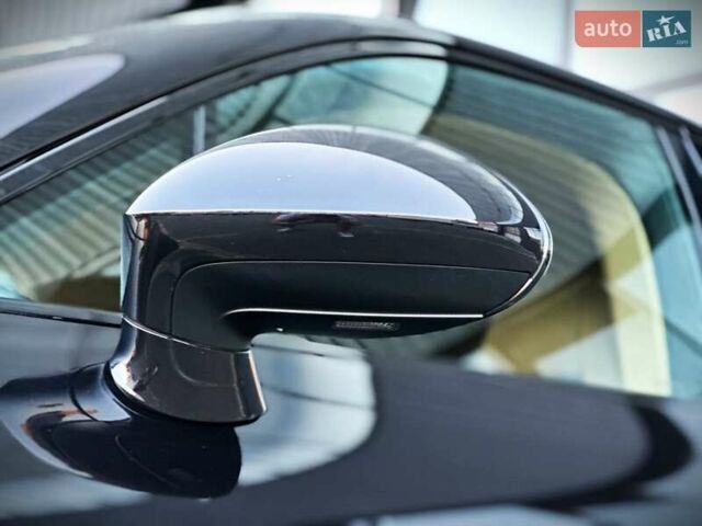 Черный Порше Панамера, объемом двигателя 3 л и пробегом 101 тыс. км за 25000 $, фото 4 на Automoto.ua