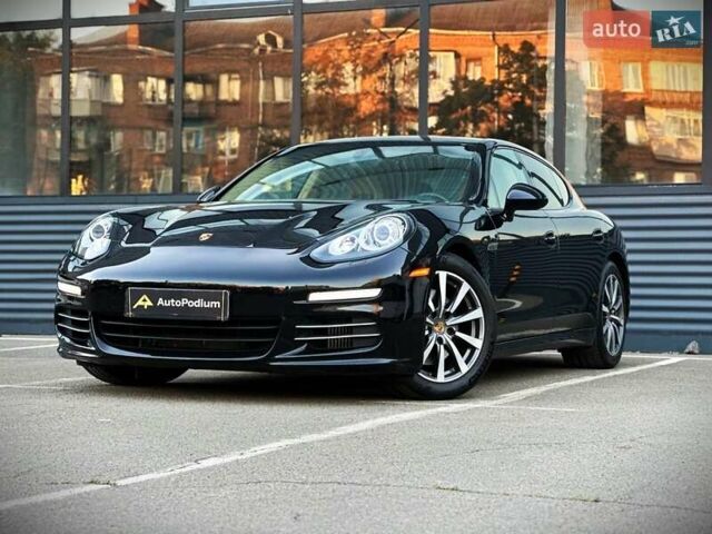 Чорний Порше Panamera, об'ємом двигуна 3 л та пробігом 101 тис. км за 28500 $, фото 6 на Automoto.ua
