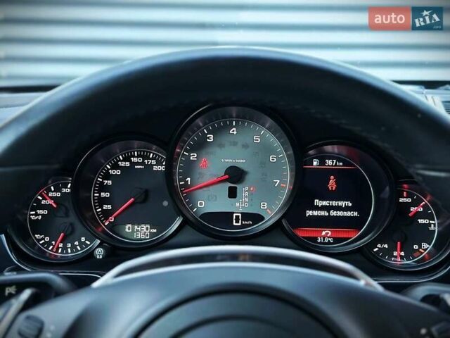 Чорний Порше Panamera, об'ємом двигуна 3 л та пробігом 101 тис. км за 28500 $, фото 33 на Automoto.ua