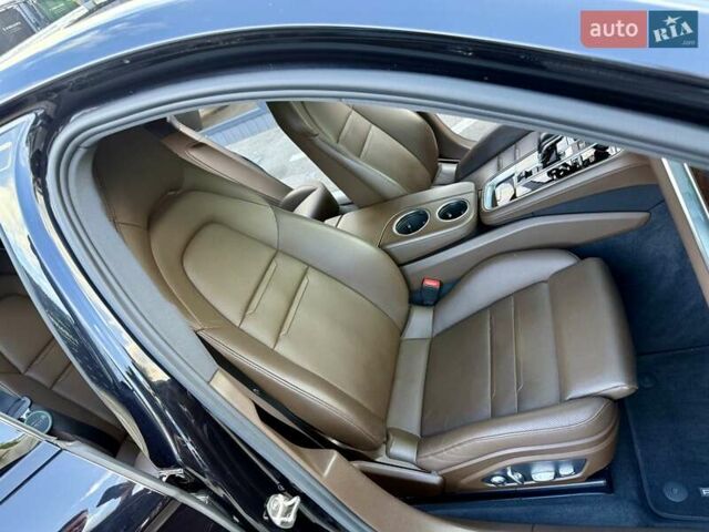 Черный Порше Панамера, объемом двигателя 2.89 л и пробегом 107 тыс. км за 58900 $, фото 52 на Automoto.ua