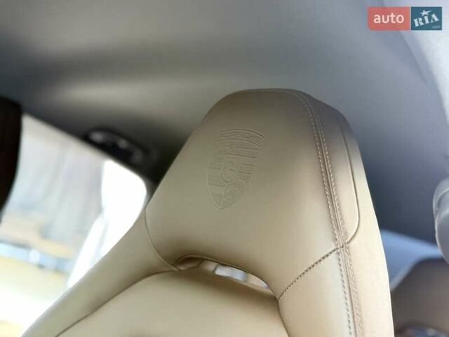 Черный Порше Панамера, объемом двигателя 2.89 л и пробегом 107 тыс. км за 58900 $, фото 34 на Automoto.ua