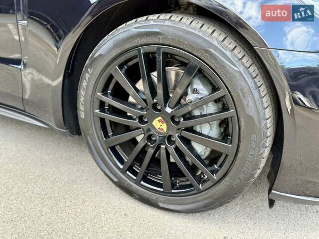 Черный Порше Панамера, объемом двигателя 2.89 л и пробегом 107 тыс. км за 58900 $, фото 15 на Automoto.ua