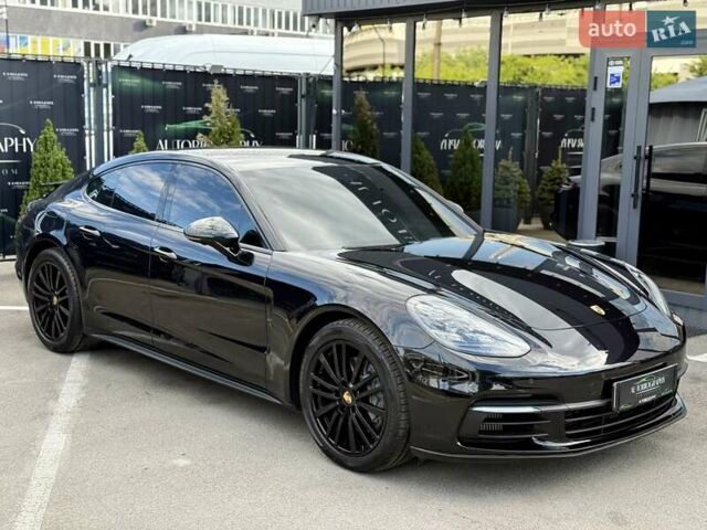 Черный Порше Панамера, объемом двигателя 2.89 л и пробегом 107 тыс. км за 58900 $, фото 3 на Automoto.ua