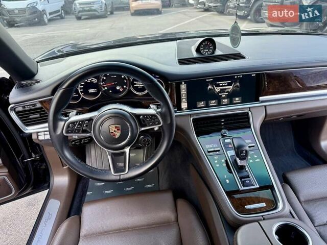 Черный Порше Панамера, объемом двигателя 2.89 л и пробегом 107 тыс. км за 58900 $, фото 44 на Automoto.ua