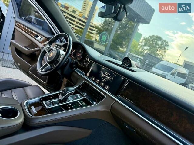 Черный Порше Панамера, объемом двигателя 2.89 л и пробегом 107 тыс. км за 58900 $, фото 53 на Automoto.ua