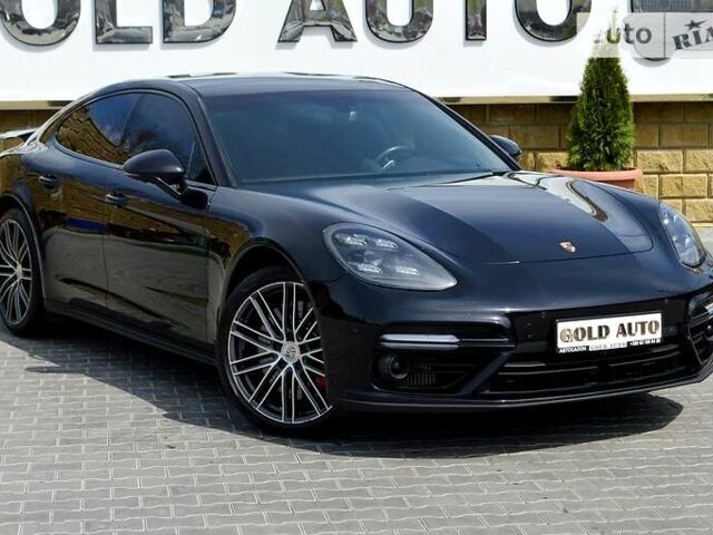 Чорний Порше Panamera, об'ємом двигуна 4 л та пробігом 159 тис. км за 77500 $, фото 56 на Automoto.ua