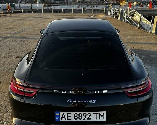 Чорний Порше Panamera, об'ємом двигуна 2.89 л та пробігом 90 тис. км за 67500 $, фото 12 на Automoto.ua