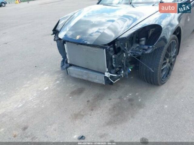 Черный Порше Панамера, объемом двигателя 3 л и пробегом 88 тыс. км за 37000 $, фото 5 на Automoto.ua