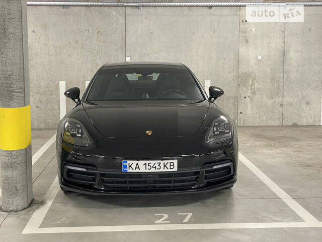 Чорний Порше Panamera, об'ємом двигуна 3 л та пробігом 55 тис. км за 71500 $, фото 3 на Automoto.ua