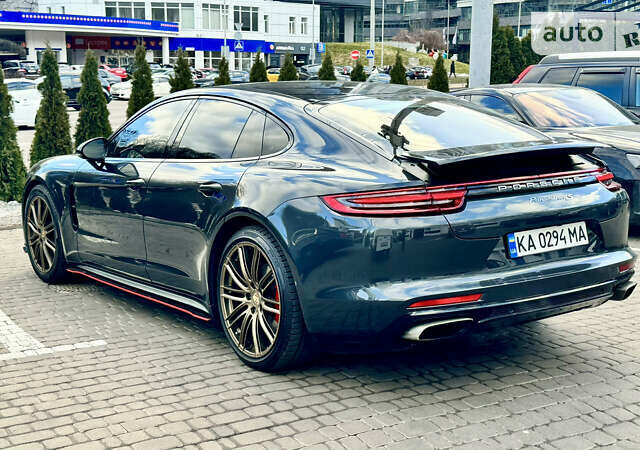 Чорний Порше Panamera, об'ємом двигуна 3 л та пробігом 100 тис. км за 57000 $, фото 22 на Automoto.ua