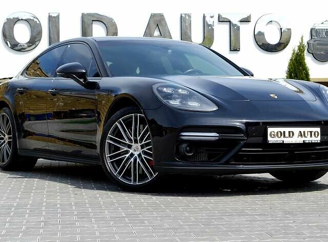 Чорний Порше Panamera, об'ємом двигуна 4 л та пробігом 159 тис. км за 77500 $, фото 55 на Automoto.ua