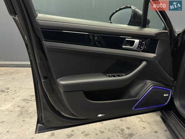 Черный Порше Панамера, объемом двигателя 3 л и пробегом 109 тыс. км за 53000 $, фото 38 на Automoto.ua