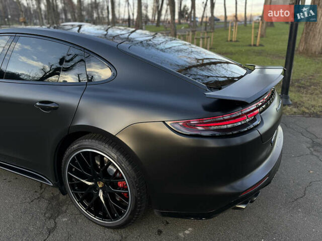 Черный Порше Панамера, объемом двигателя 4 л и пробегом 87 тыс. км за 70000 $, фото 10 на Automoto.ua