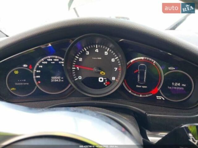 Черный Порше Панамера, объемом двигателя 3 л и пробегом 88 тыс. км за 37000 $, фото 10 на Automoto.ua