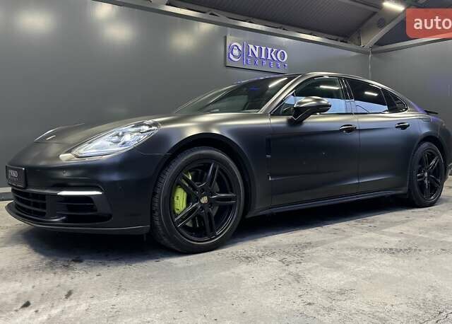 Черный Порше Панамера, объемом двигателя 3 л и пробегом 109 тыс. км за 53000 $, фото 6 на Automoto.ua