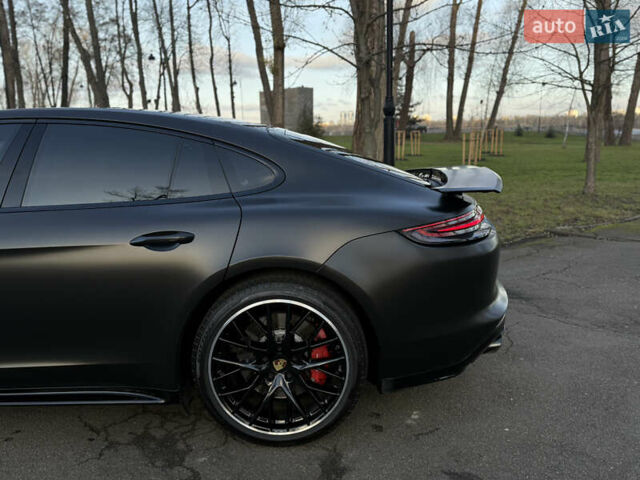 Черный Порше Панамера, объемом двигателя 4 л и пробегом 87 тыс. км за 70000 $, фото 8 на Automoto.ua