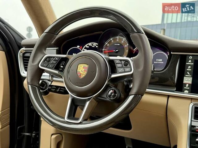 Чорний Порше Panamera, об'ємом двигуна 2.89 л та пробігом 85 тис. км за 77999 $, фото 79 на Automoto.ua