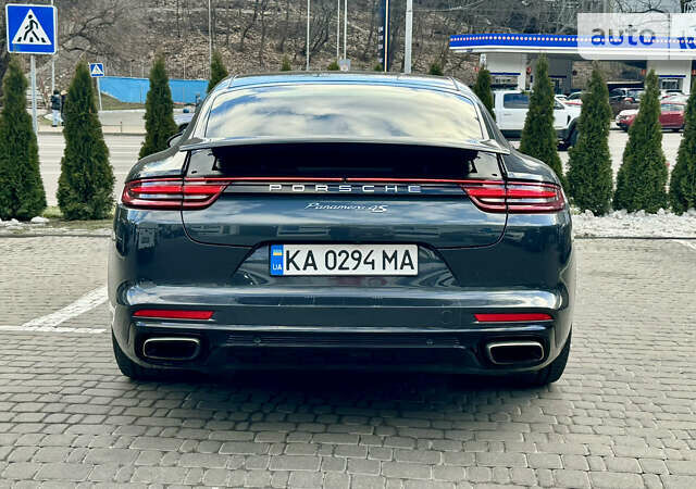 Чорний Порше Panamera, об'ємом двигуна 3 л та пробігом 100 тис. км за 57000 $, фото 9 на Automoto.ua