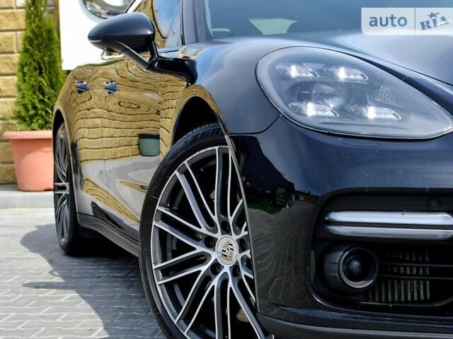 Чорний Порше Panamera, об'ємом двигуна 4 л та пробігом 159 тис. км за 77500 $, фото 57 на Automoto.ua