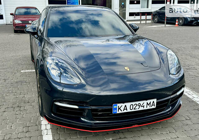 Чорний Порше Panamera, об'ємом двигуна 3 л та пробігом 100 тис. км за 57000 $, фото 16 на Automoto.ua