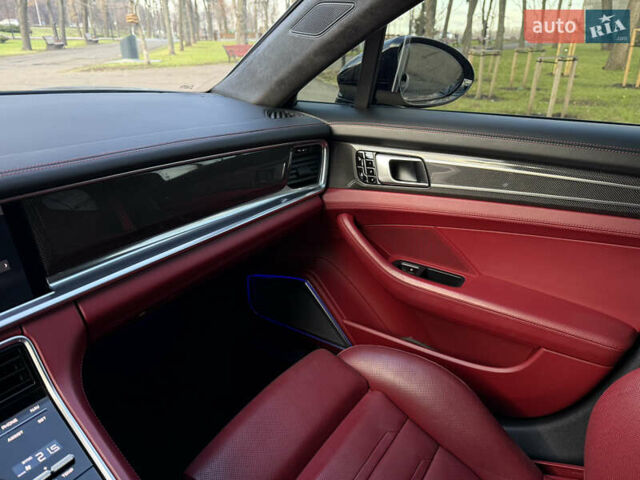 Черный Порше Панамера, объемом двигателя 4 л и пробегом 87 тыс. км за 70000 $, фото 35 на Automoto.ua