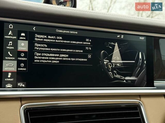 Чорний Порше Panamera, об'ємом двигуна 2.89 л та пробігом 85 тис. км за 77999 $, фото 95 на Automoto.ua