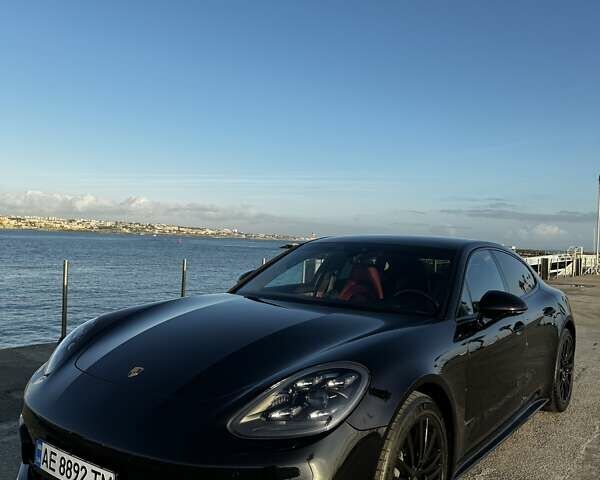 Чорний Порше Panamera, об'ємом двигуна 2.89 л та пробігом 90 тис. км за 67500 $, фото 5 на Automoto.ua