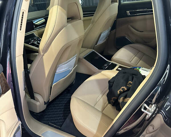 Порше Панамера 2018 в Днепре (Днепропетровске) на Automoto.ua Черный Порше Панамера, объемом двигателя 2.9 л и пробегом 90 тыс. км за 72000 $, фото 11 на Automoto.ua