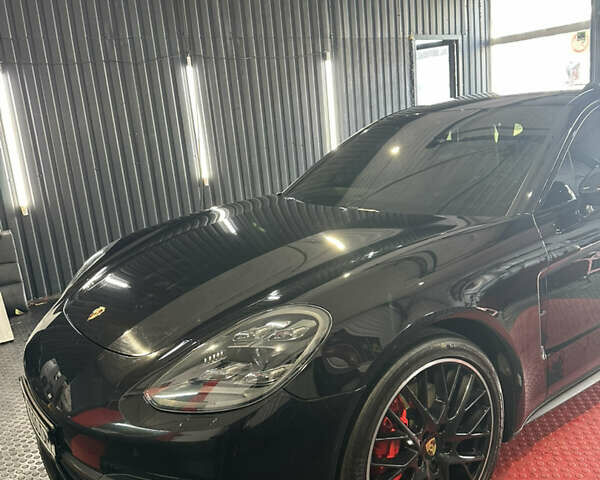 Порше Панамера 2018 в Днепре (Днепропетровске) на Automoto.ua Черный Порше Панамера, объемом двигателя 2.9 л и пробегом 90 тыс. км за 72000 $, фото 14 на Automoto.ua