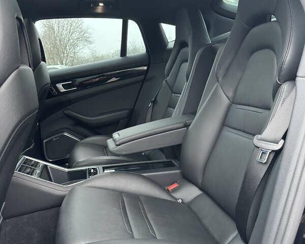 Черный Порше Панамера, объемом двигателя 2.9 л и пробегом 178 тыс. км за 49000 $, фото 33 на Automoto.ua