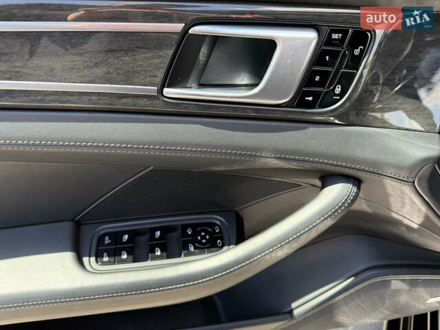 Чорний Порше Panamera, об'ємом двигуна 2.9 л та пробігом 59 тис. км за 57000 $, фото 13 на Automoto.ua