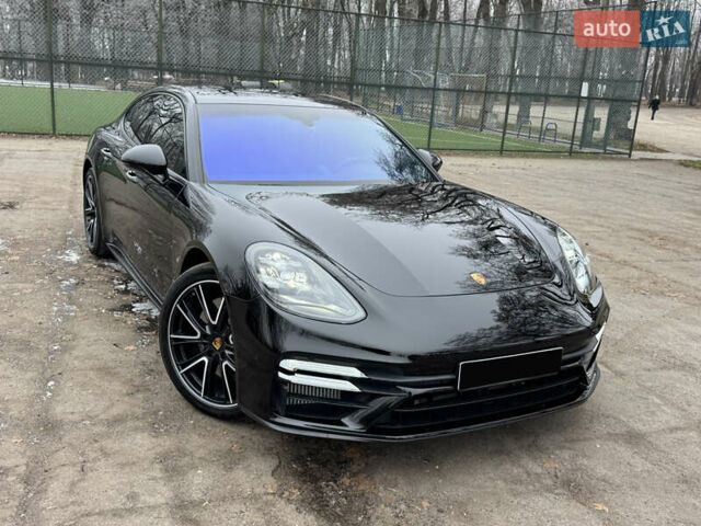 Чорний Порше Panamera, об'ємом двигуна 2.89 л та пробігом 16 тис. км за 72000 $, фото 15 на Automoto.ua