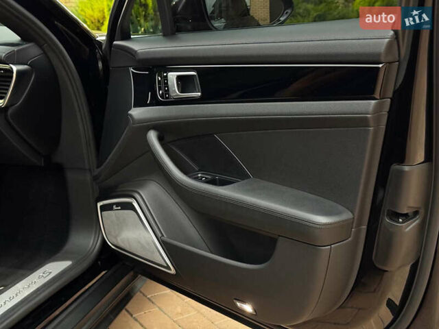 Чорний Порше Panamera, об'ємом двигуна 2.9 л та пробігом 176 тис. км за 51000 $, фото 10 на Automoto.ua