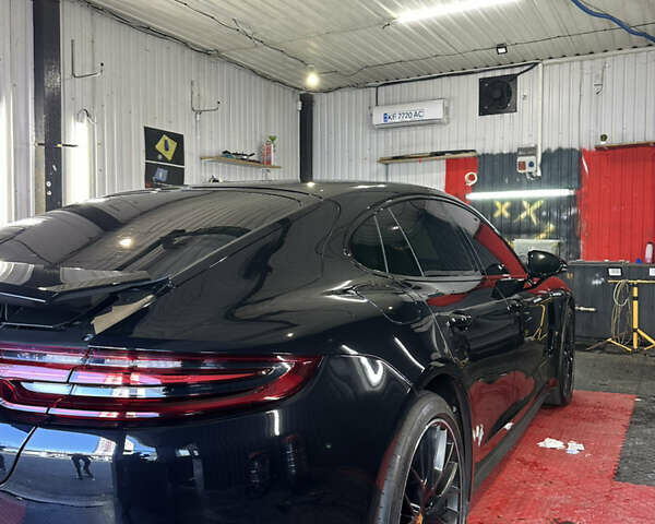 Порше Панамера 2018 в Днепре (Днепропетровске) на Automoto.ua Черный Порше Панамера, объемом двигателя 2.9 л и пробегом 90 тыс. км за 72000 $, фото 18 на Automoto.ua