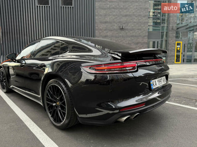 Черный Порше Панамера, объемом двигателя 2.89 л и пробегом 123 тыс. км за 67990 $, фото 5 на Automoto.ua